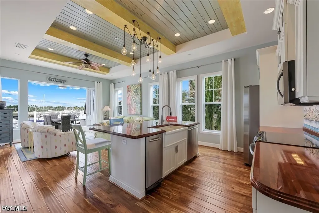 5898 Shell Cove Drive Cape Coral FL 33914