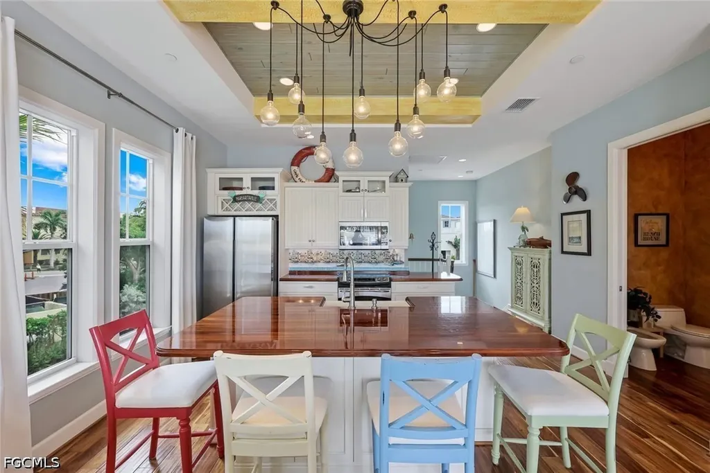 5898 Shell Cove Drive Cape Coral FL 33914