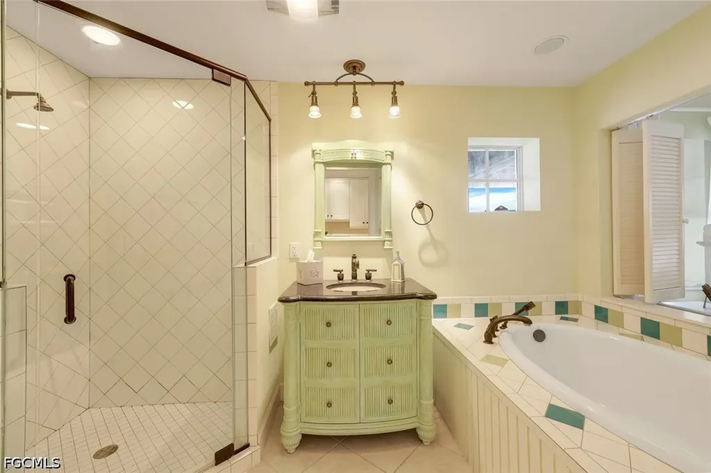 5898 Shell Cove Drive Cape Coral FL 33914