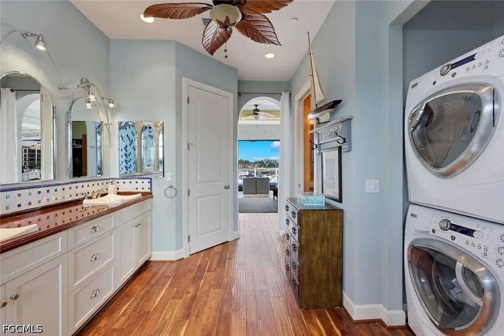 5898 Shell Cove Drive Cape Coral FL 33914