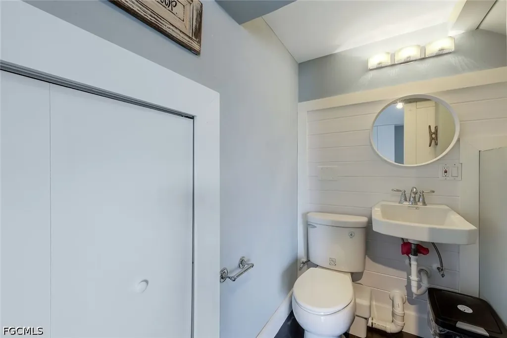 5898 Shell Cove Drive Cape Coral FL 33914