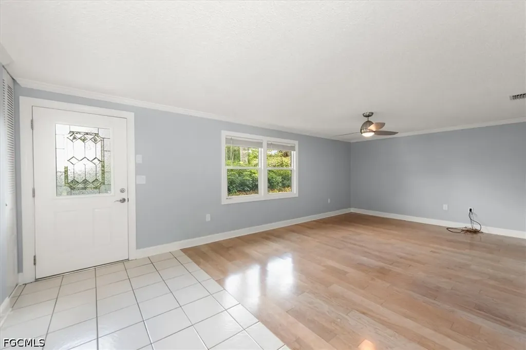 4639 Robin Avenue Naples FL 34104