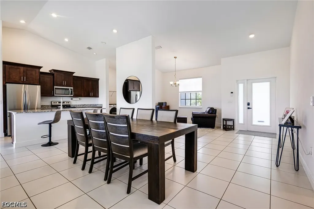 3510 NW 41st Place Cape Coral FL 33993