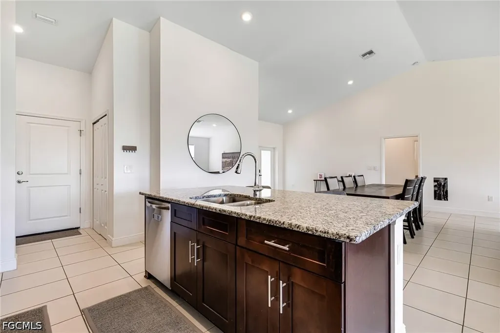 3510 NW 41st Place Cape Coral FL 33993