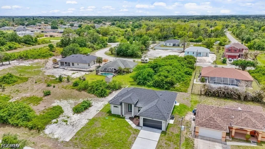 548 Long Island Street E Lehigh Acres FL 33974