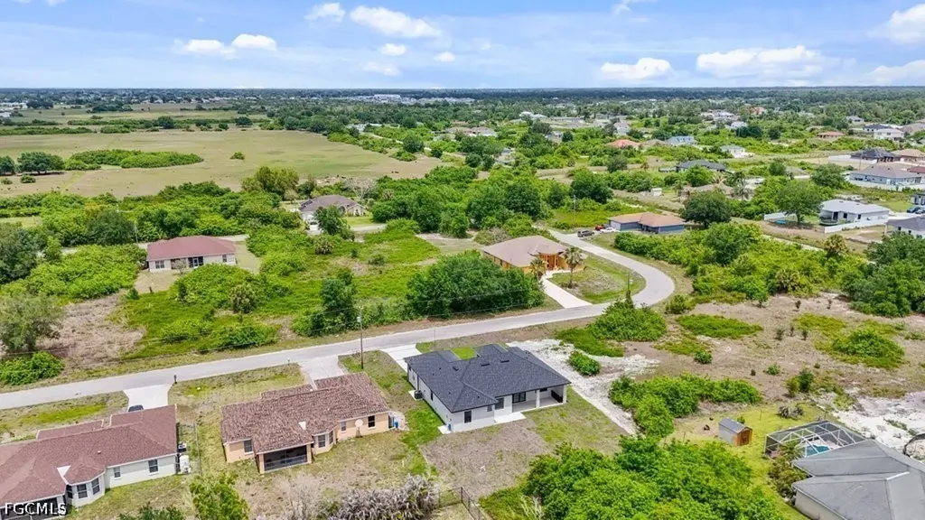 548 Long Island Street E Lehigh Acres FL 33974