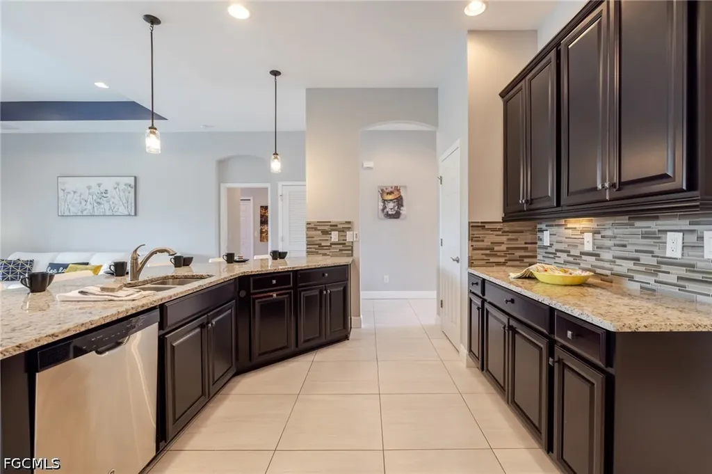3021 Scarlet Oak Place North Fort Myers FL 33903