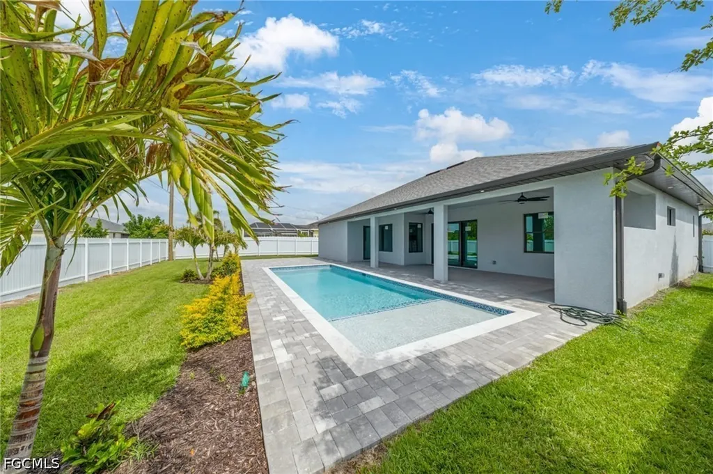 419 NW 4th Terrace Cape Coral FL 33993