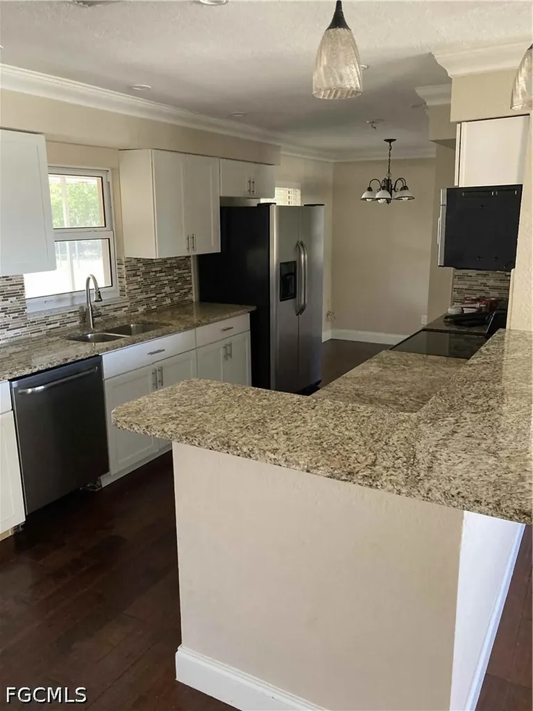 724 Sesame Court Cape Coral FL 33904