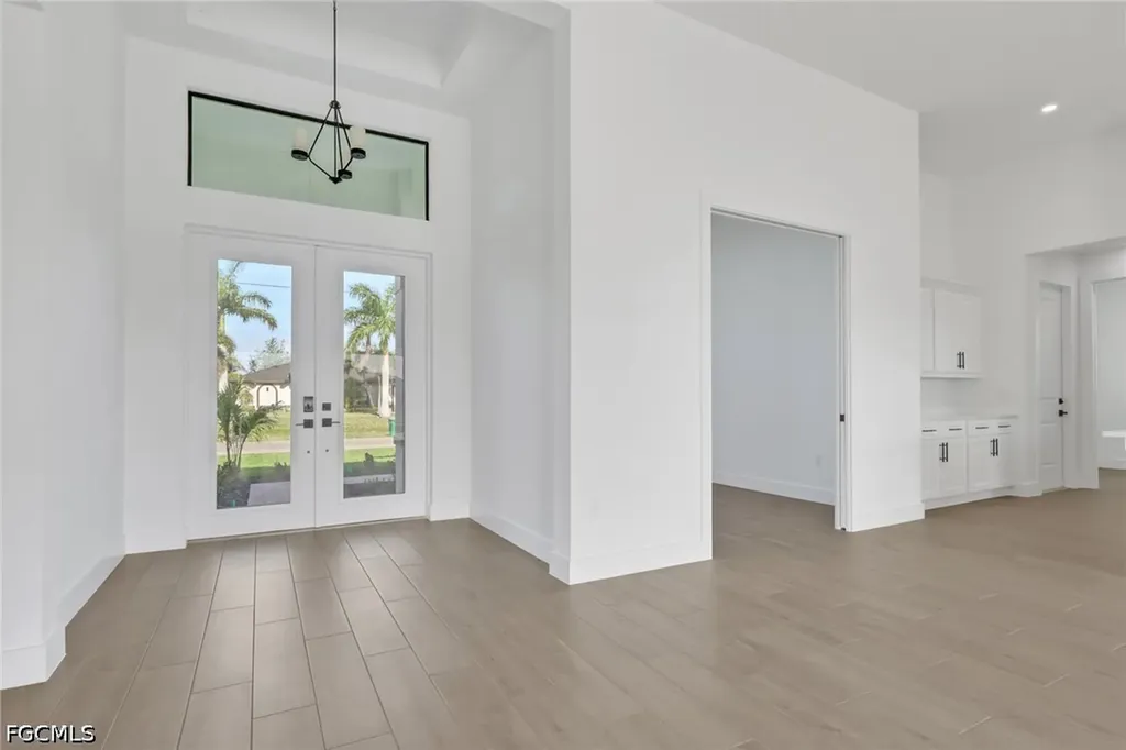 1 NW 35th Place Cape Coral FL 33993