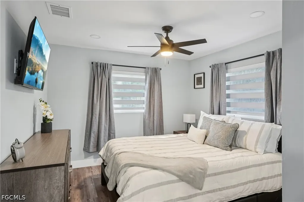 92 Oak Street North Fort Myers FL 33903