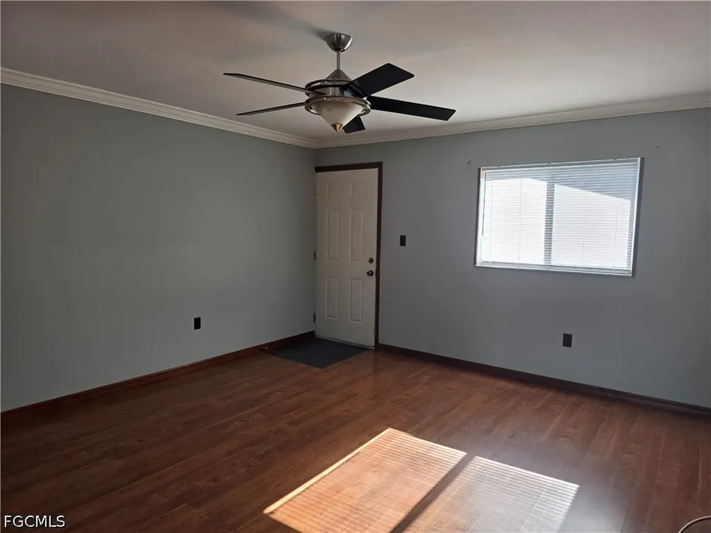 8162 Country Road Fort Myers FL 33919
