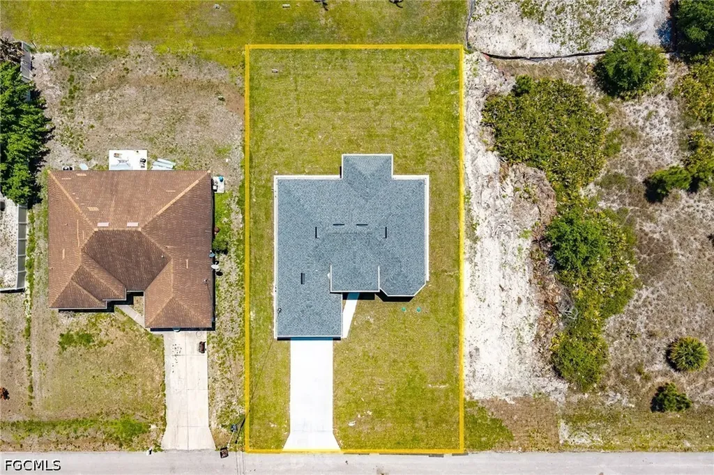 2711 40th Street W Lehigh Acres FL 33971