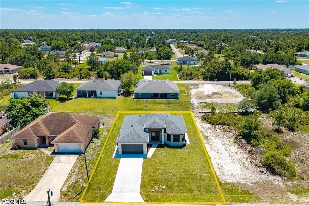 2711 40th Street W Lehigh Acres FL 33971