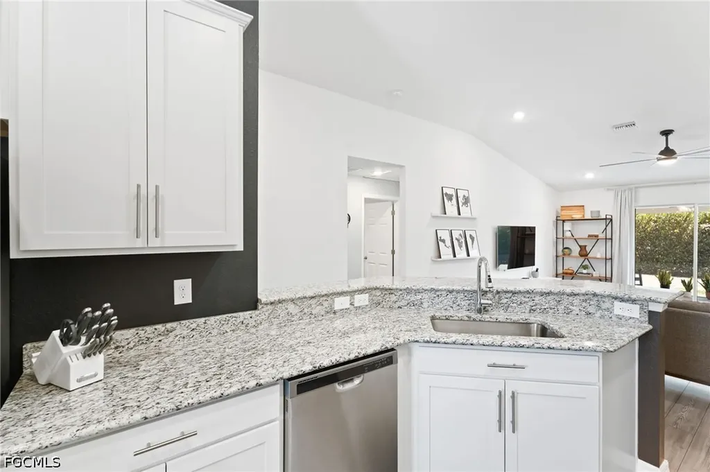 1900 NW 21st Terrace Cape Coral FL 33993