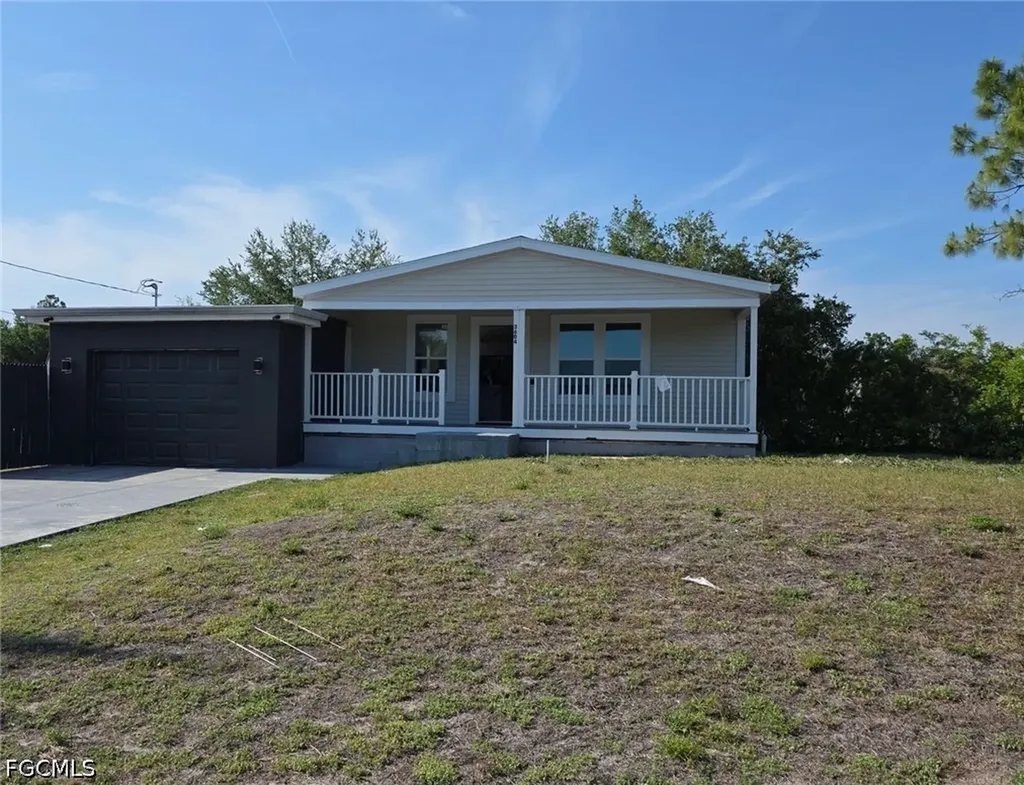 3604 16th Street W Lehigh Acres FL 33971