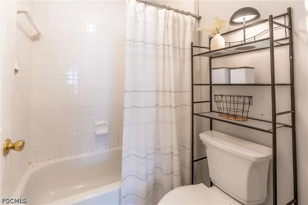 3401 Winkler Avenue Fort Myers FL 33916