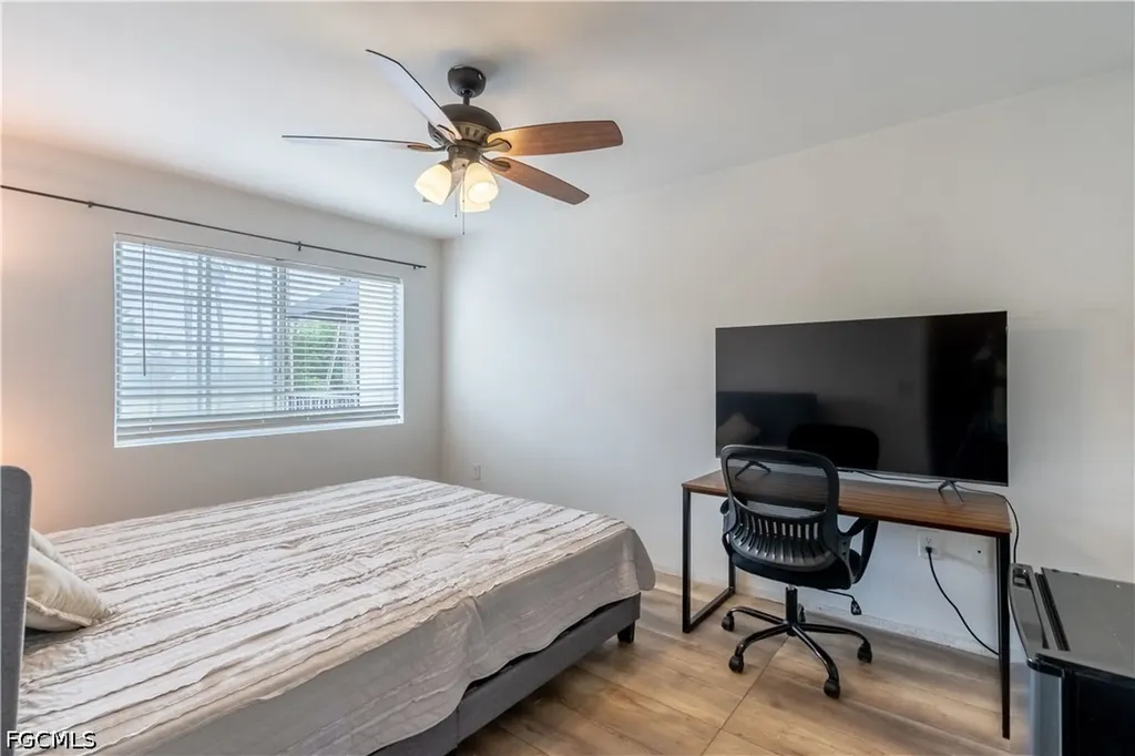 3401 Winkler Avenue Fort Myers FL 33916