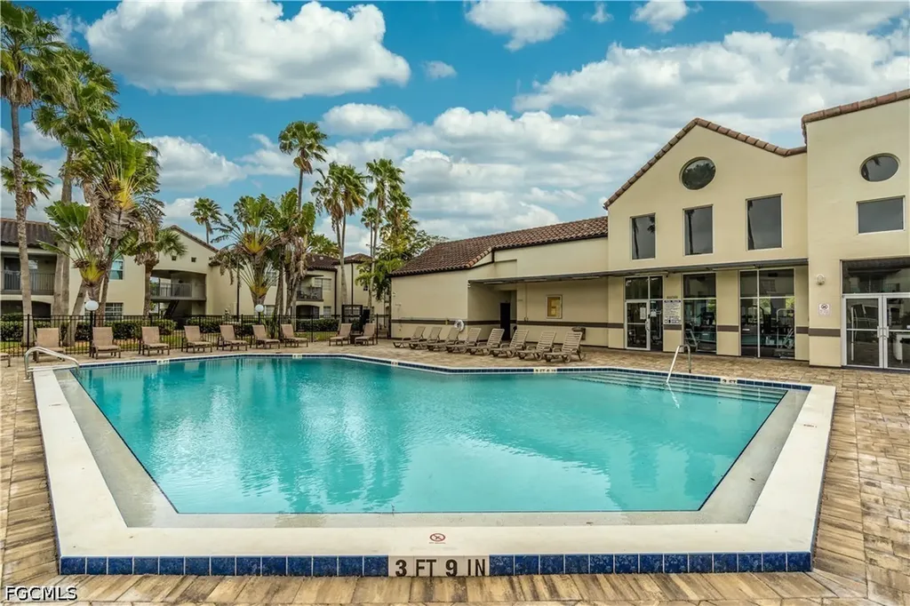 3401 Winkler Avenue Fort Myers FL 33916