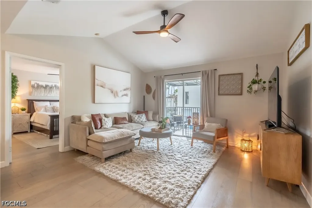 3401 Winkler Avenue Fort Myers FL 33916