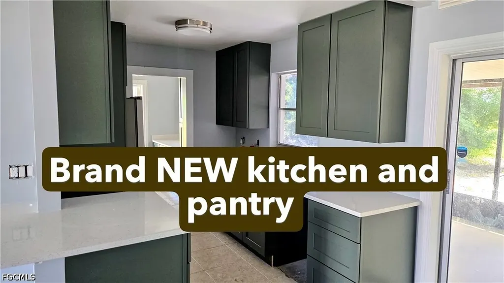 18448 Iris Road Fort Myers FL 33967