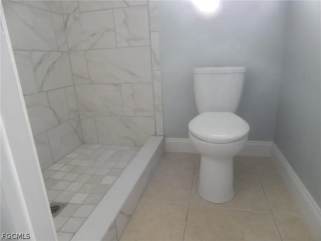 18448 Iris Road Fort Myers FL 33967