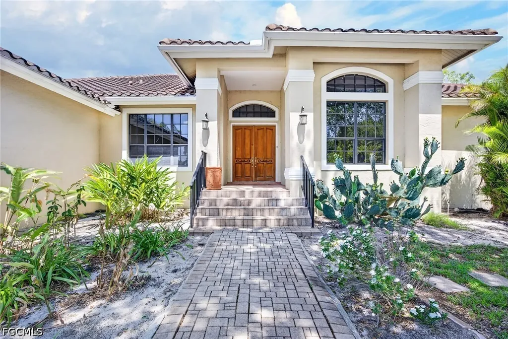 7214 Hendry Creek Drive Fort Myers FL 33908