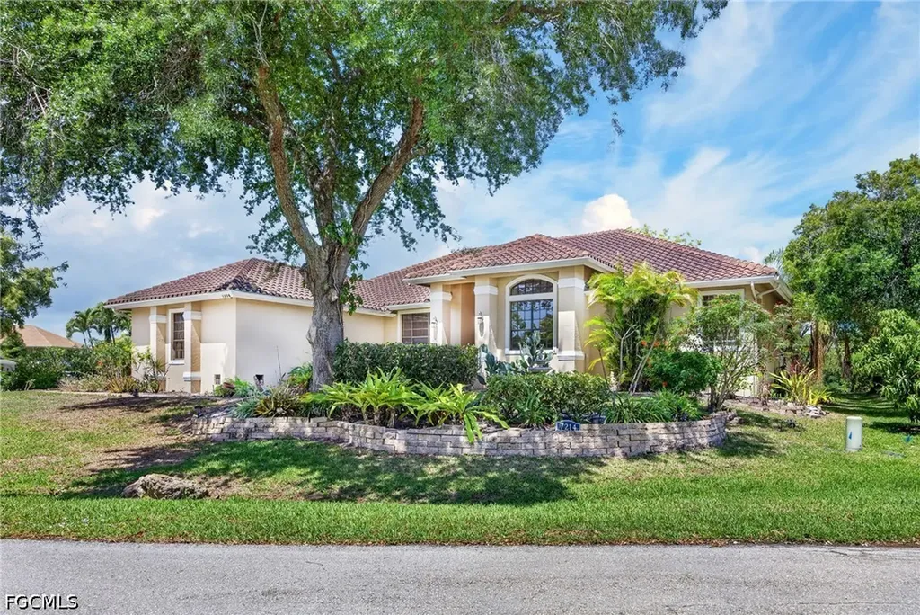 7214 Hendry Creek Drive Fort Myers FL 33908