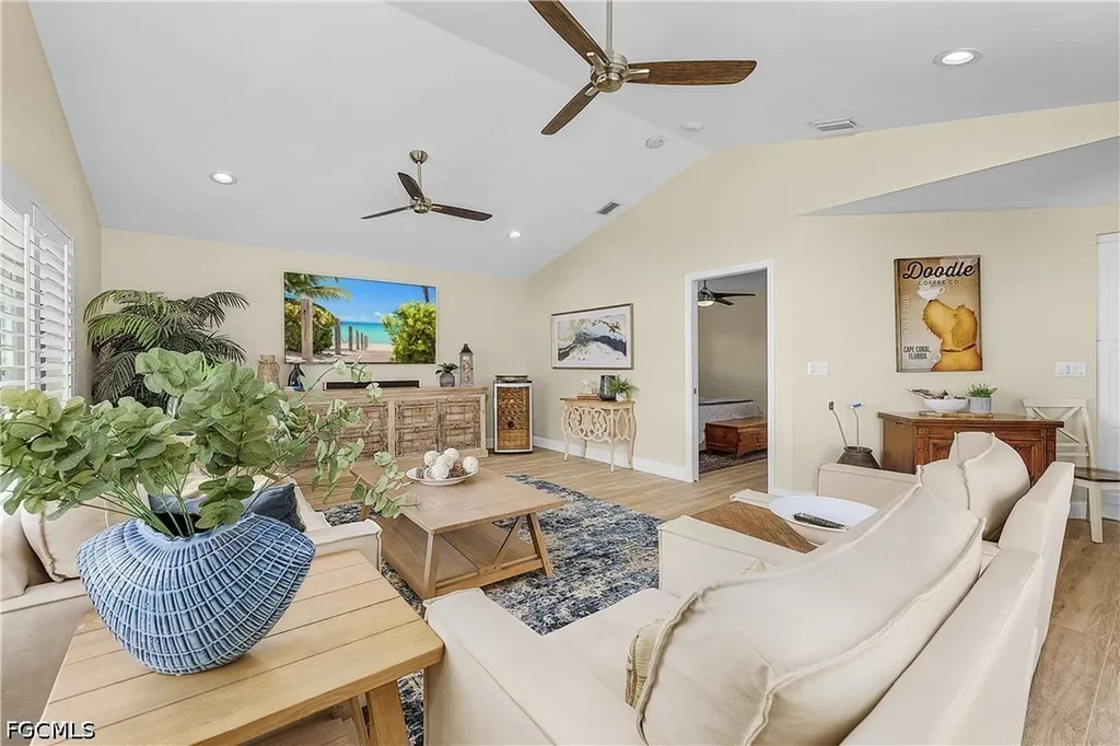 1302 SW 47th Street Cape Coral FL 33914