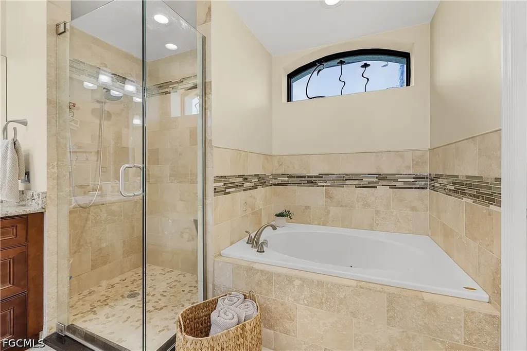 1302 SW 47th Street Cape Coral FL 33914