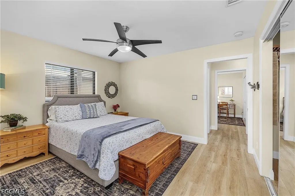 1302 SW 47th Street Cape Coral FL 33914