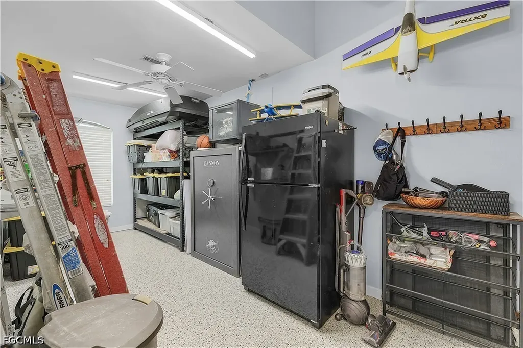 1302 SW 47th Street Cape Coral FL 33914