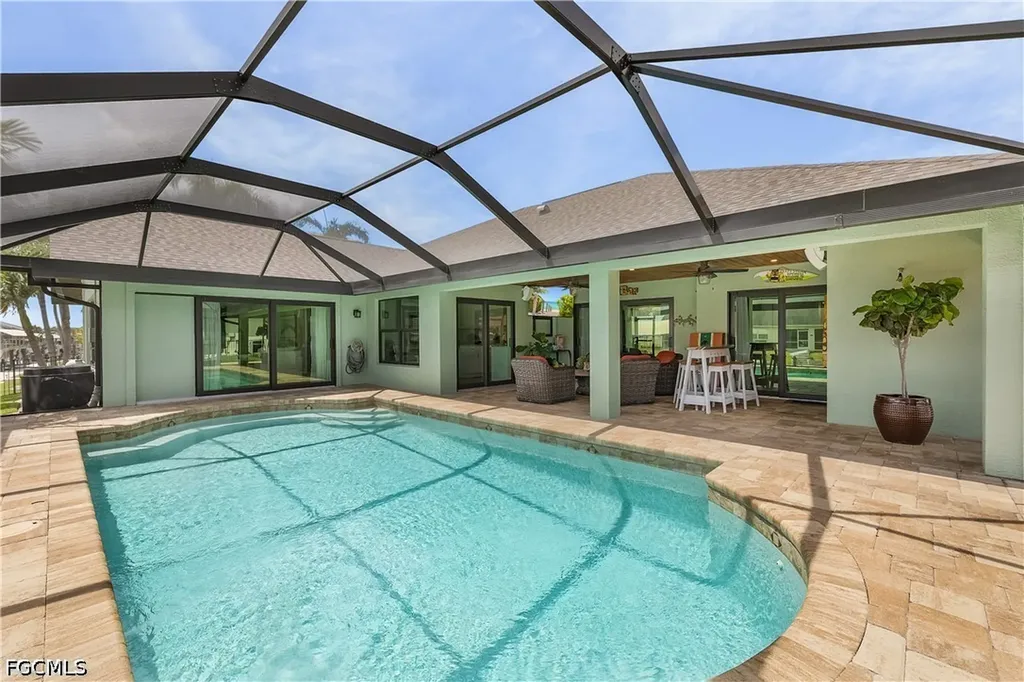 1302 SW 47th Street Cape Coral FL 33914