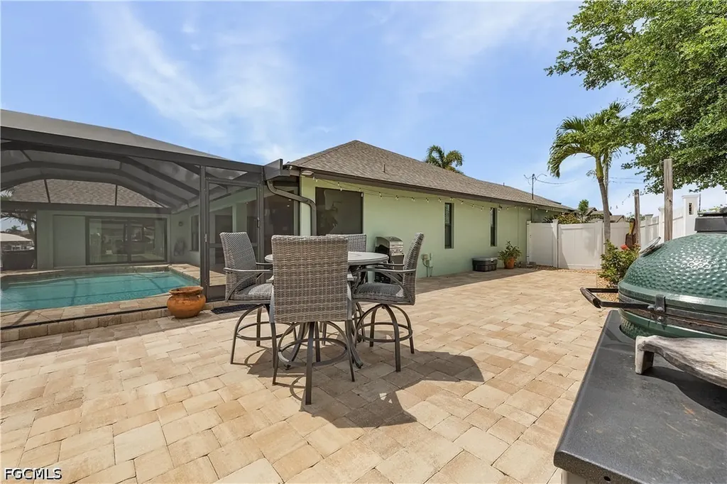 1302 SW 47th Street Cape Coral FL 33914