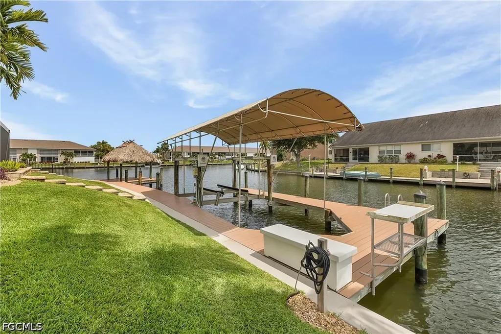 1302 SW 47th Street Cape Coral FL 33914