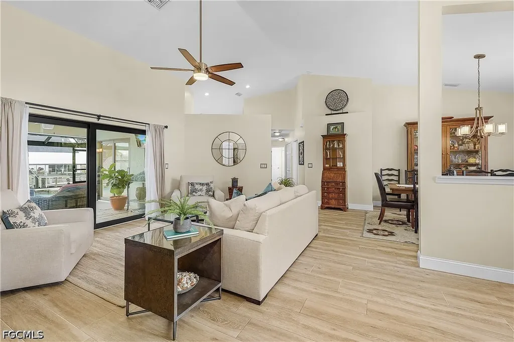 1302 SW 47th Street Cape Coral FL 33914