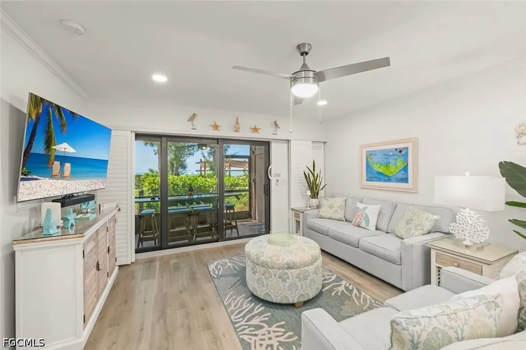 625 Nerita Street Sanibel FL 33957