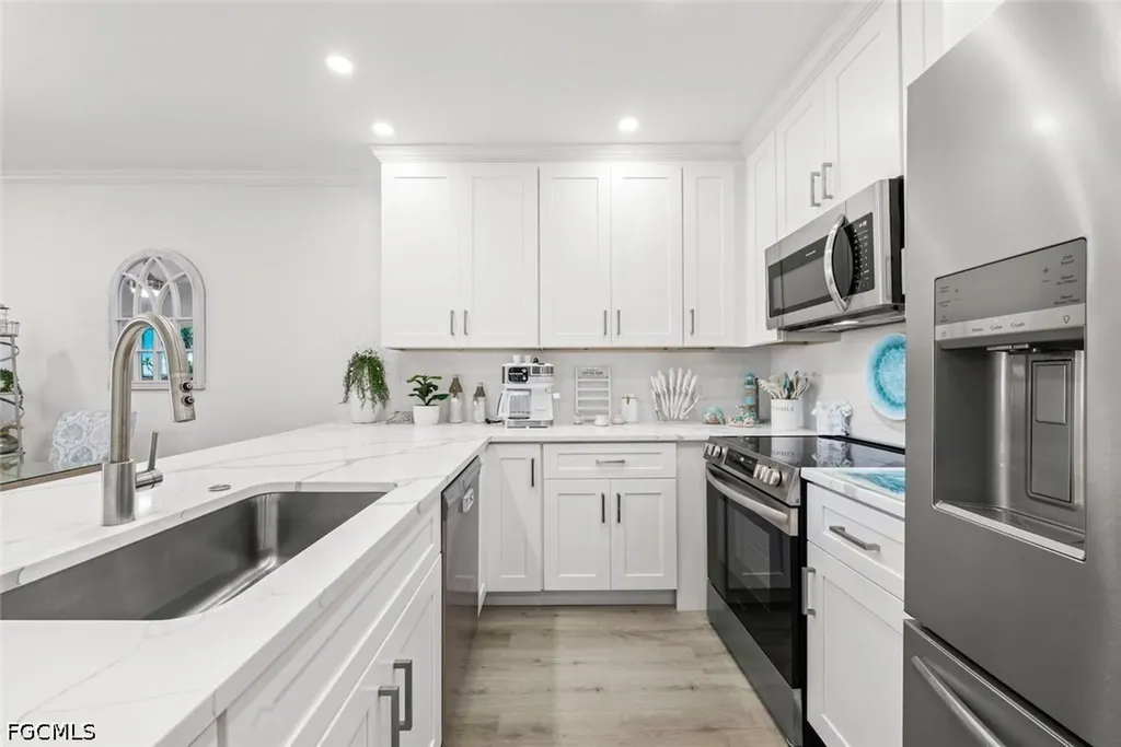 625 Nerita Street Sanibel FL 33957