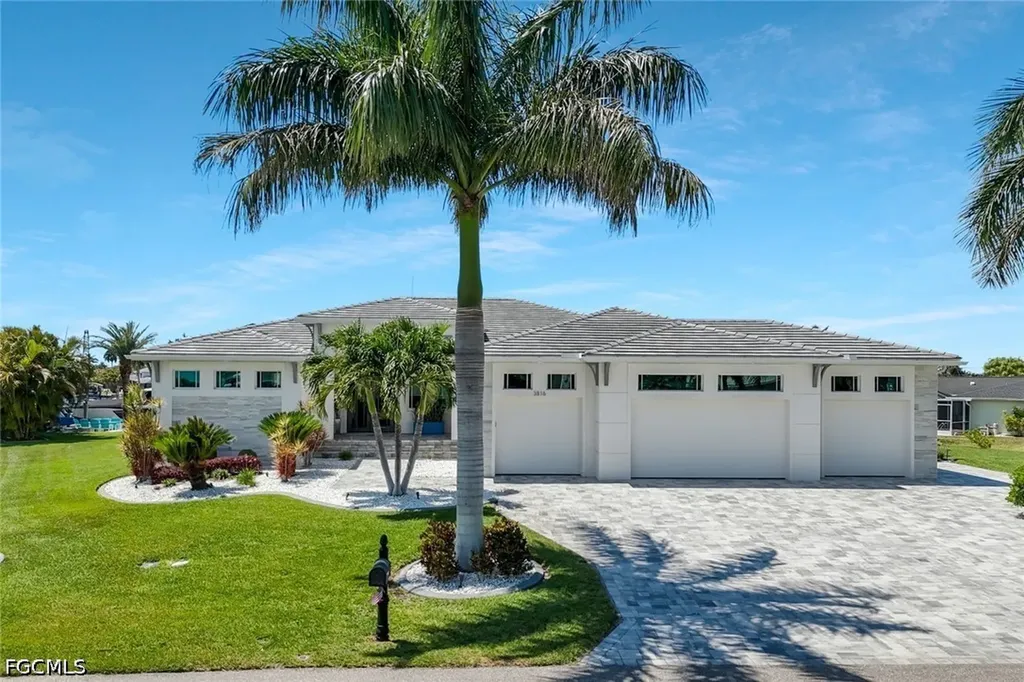 3816 SE 21st Place Cape Coral FL 33904