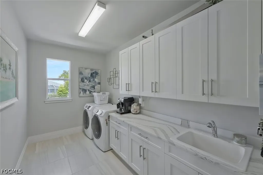 3816 SE 21st Place Cape Coral FL 33904