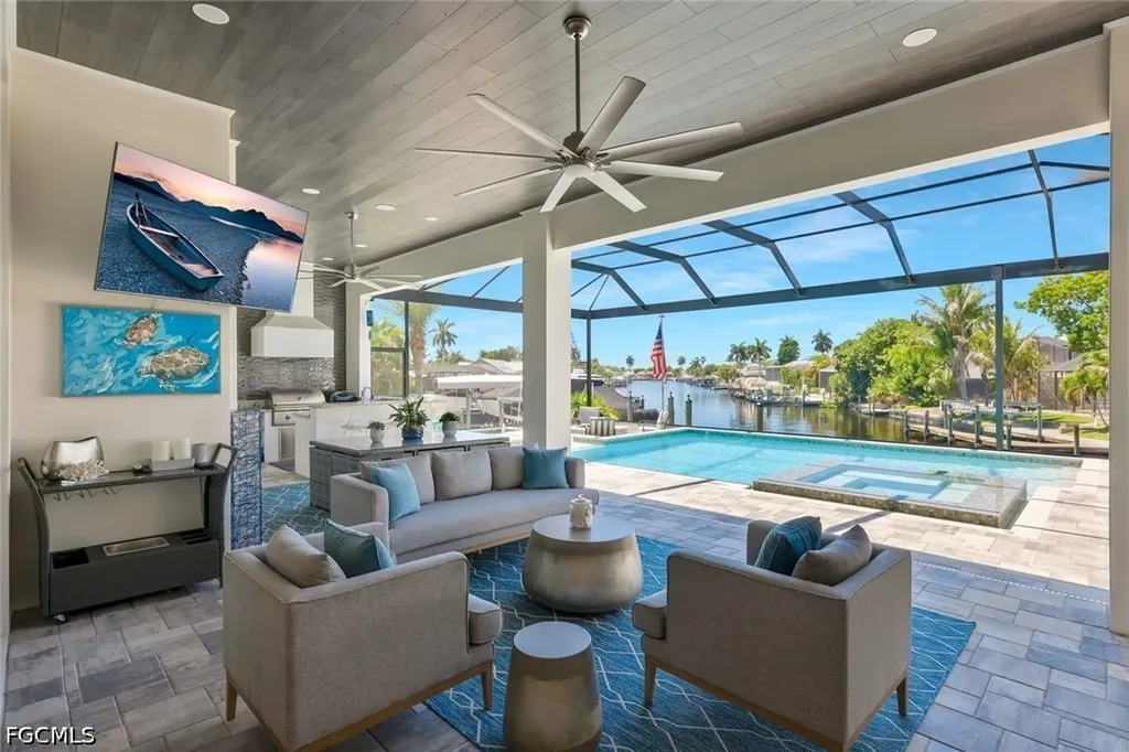 3816 SE 21st Place Cape Coral FL 33904