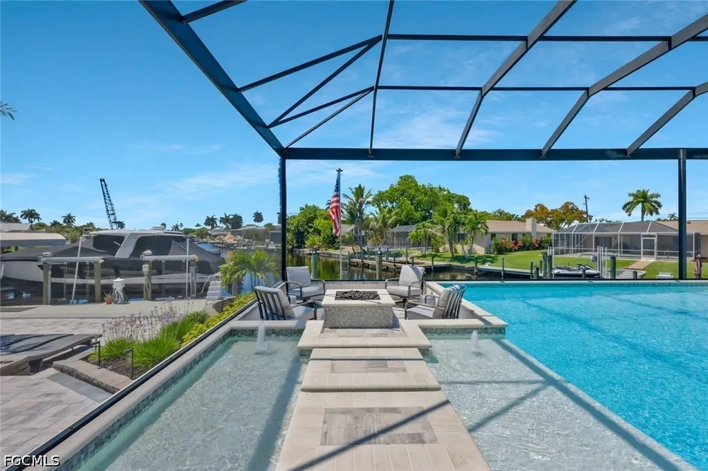 3816 SE 21st Place Cape Coral FL 33904