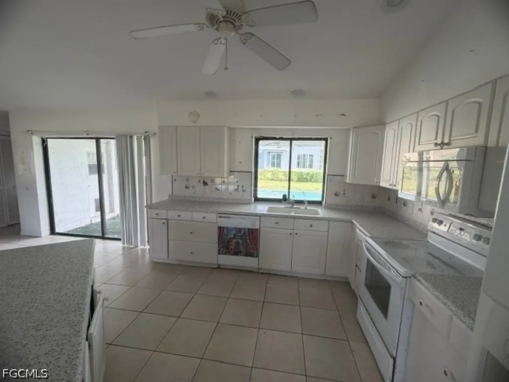 2236 SW 2nd Terrace Cape Coral FL 33991