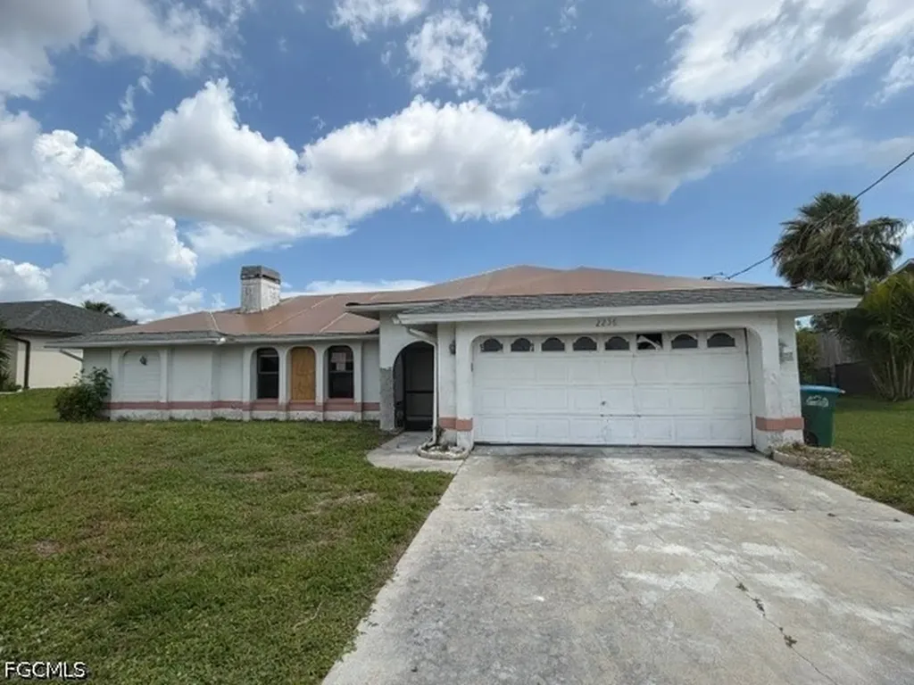 2236 SW 2nd Terrace Cape Coral FL 33991