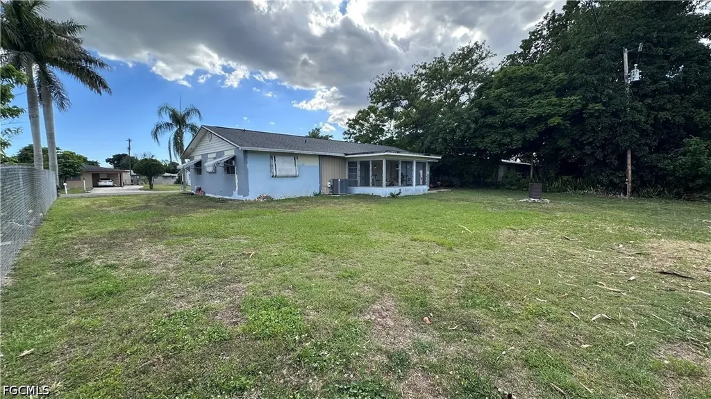 13 E Jasmine Road Lehigh Acres FL 33936