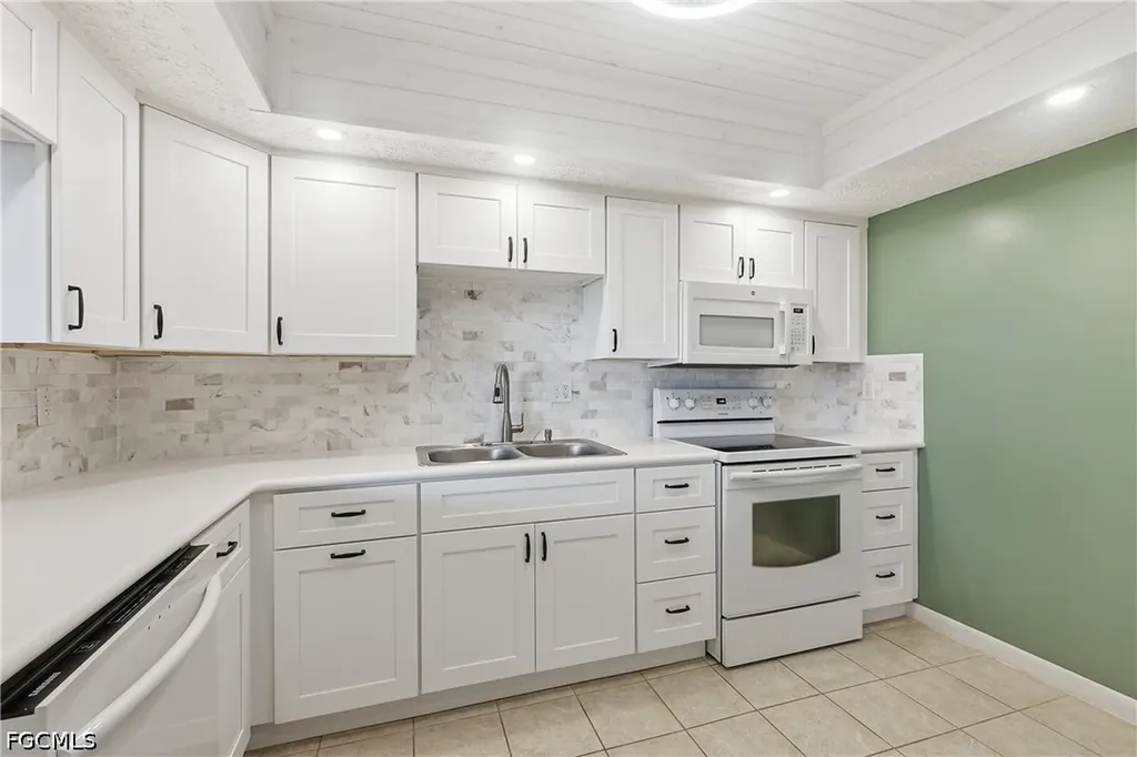 1304 Miramar Street Cape Coral FL 33904