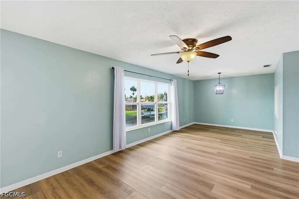 1304 Miramar Street Cape Coral FL 33904