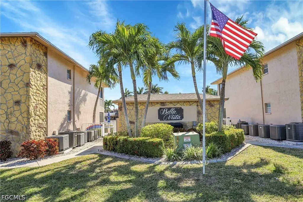 1304 Miramar Street Cape Coral FL 33904