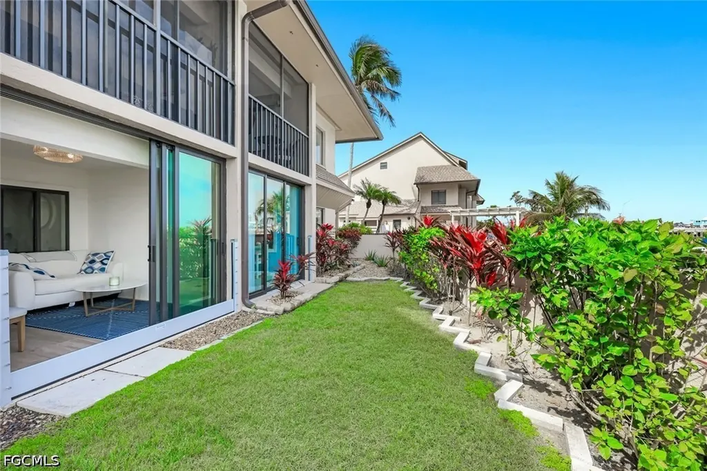 896 Buttonwood Drive Fort Myers Beach FL 33931