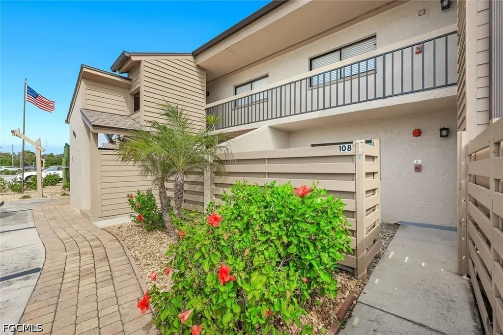 896 Buttonwood Drive Fort Myers Beach FL 33931